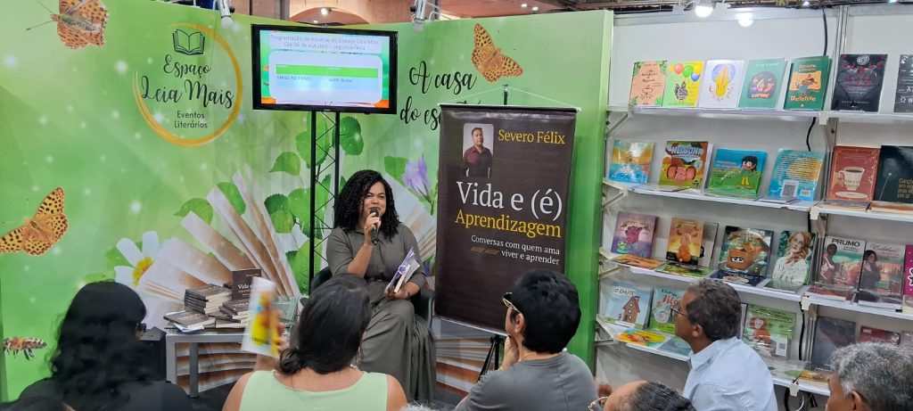 WhatsApp-Image-2025-10-06-at-15.59.47-1024x461 Rádio Tibiri Alternativa realiza cobertura especial na Bienal Internacional do Livro de Pernambuco