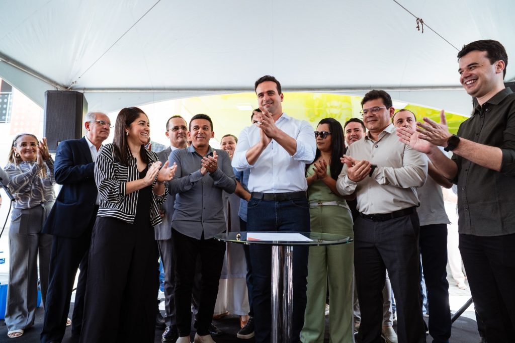 WhatsApp-Image-2025-10-23-at-12.30.37-1-1024x682 Santa Rita celebra convênio de R$ 3,6 milhões com o Governo do Estado para custeio do Hospital Infantil