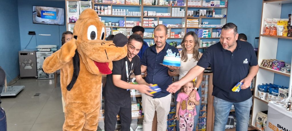 WhatsApp-Image-2025-11-08-at-18.15.37-1024x461 Rádio Tibiri Alternativa acompanha comemoração de um ano da Reuel Petshop em Tibiri II