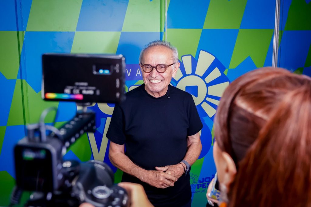 WhatsApp-Image-2026-01-04-at-12.26.55-1024x682 Multidão prestigia primeira noite do Festival Forró Verão na Orla de Tambaú