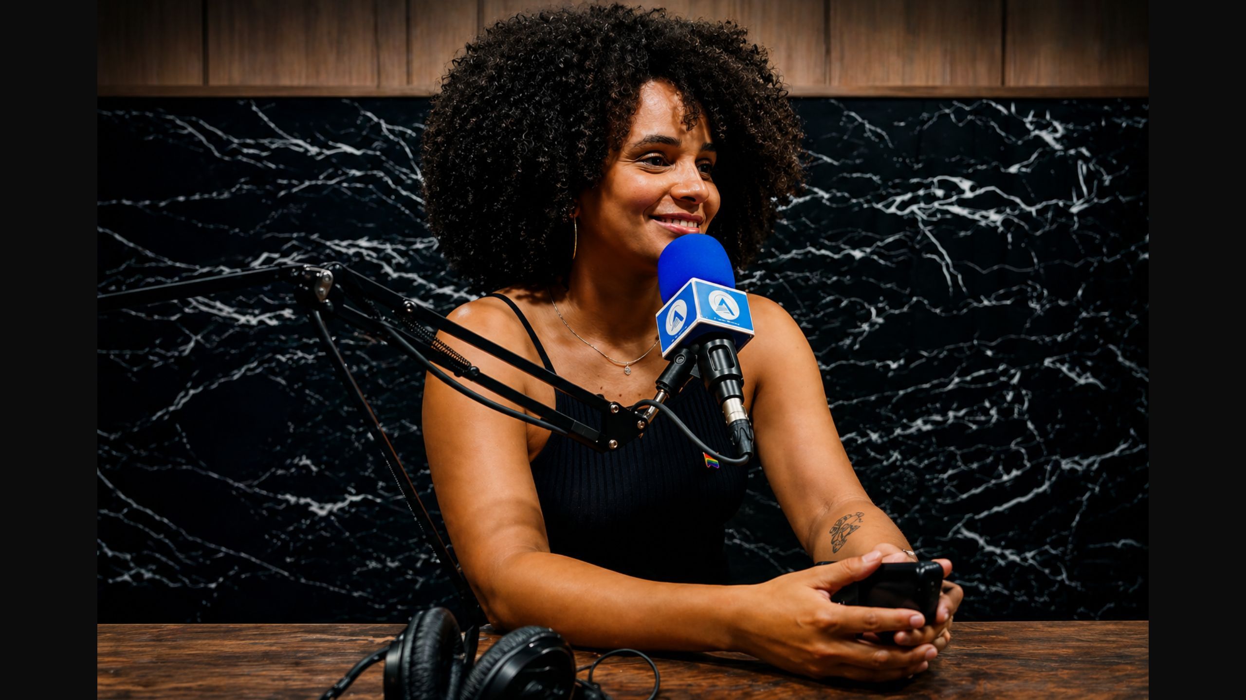 Tarde Show recebe Gaby Brito em entrevista especial na Rádio Tibiri Alternativa